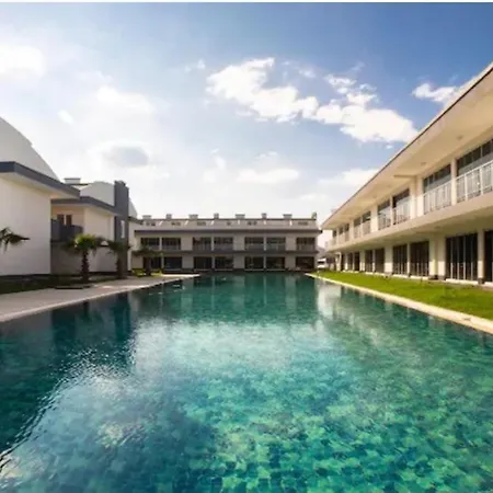 Appartement Tema Pool Lara Venezia *